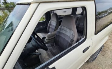 Ford-bronco-ii-1990-white-6