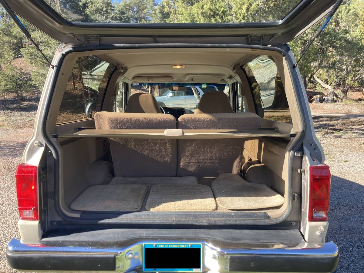 Ford-bronco-ii-eddie-bauer-edition-1989-custom-6