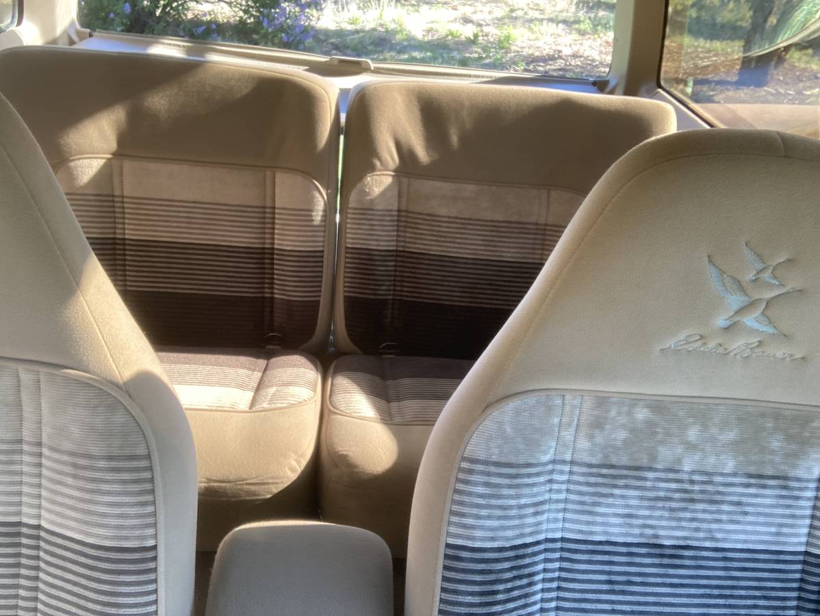 Ford-bronco-ii-eddie-bauer-edition-1989-custom-8