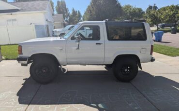 Ford-bronco-ii-xl-1989-white-3