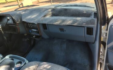 Ford-bronco-sport-1988-white-8