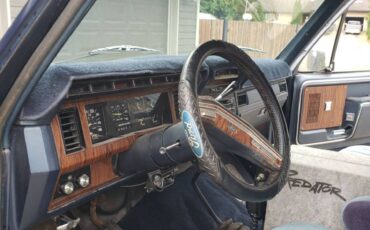 Ford-bronco-xlt-1984-blue-2