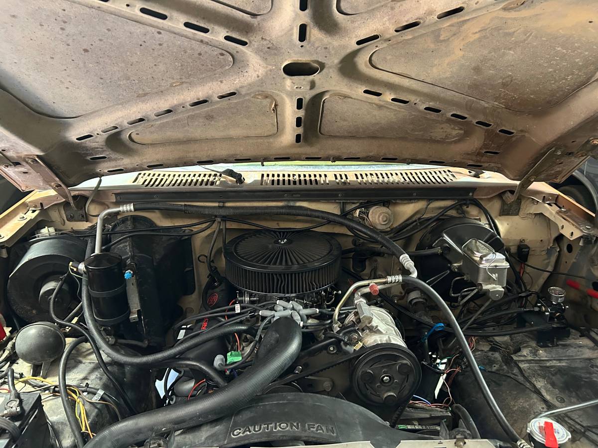 Ford-bronco-xlt-1985-brown-3