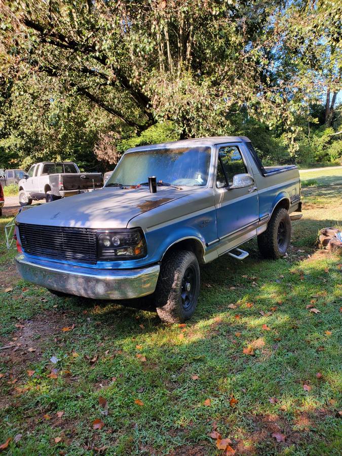 Ford-bronco-xlt-1992-blue