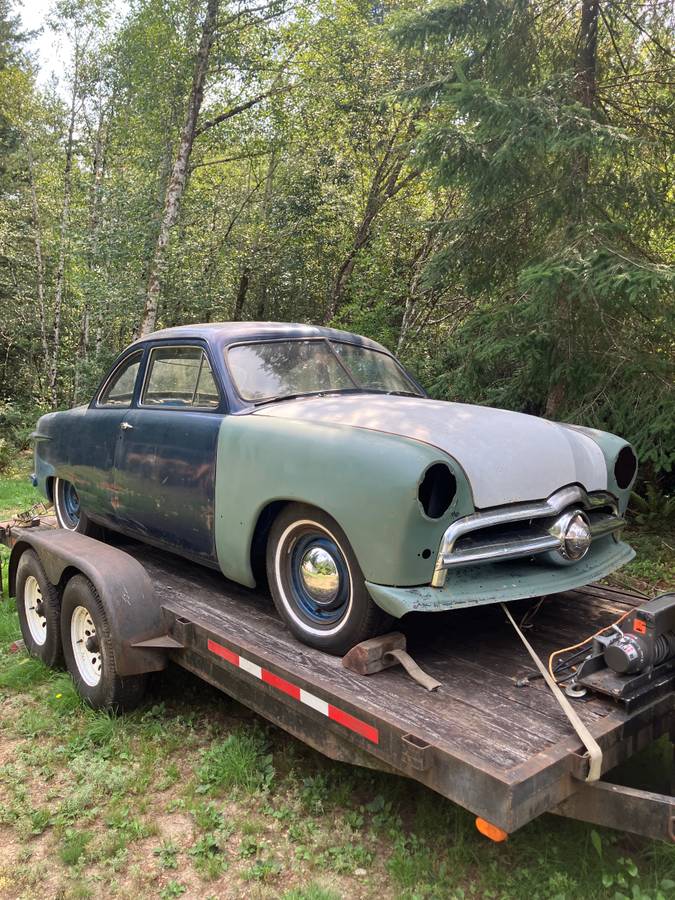 Ford-buisiness-coupe-1949