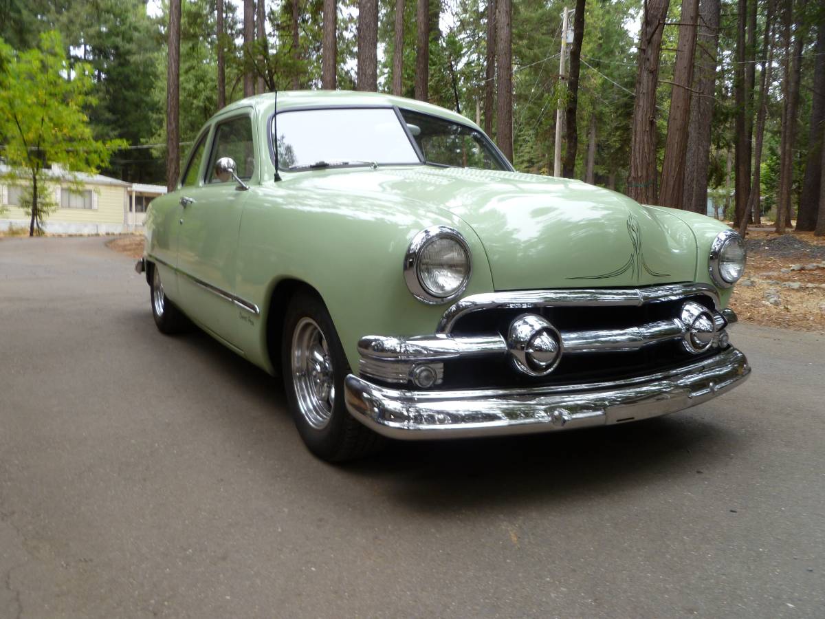 Ford-business-coupe-1951-green-1