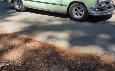 Ford-business-coupe-1951-green