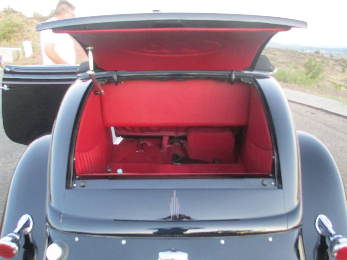 Ford-cabriolet-1933-black-1