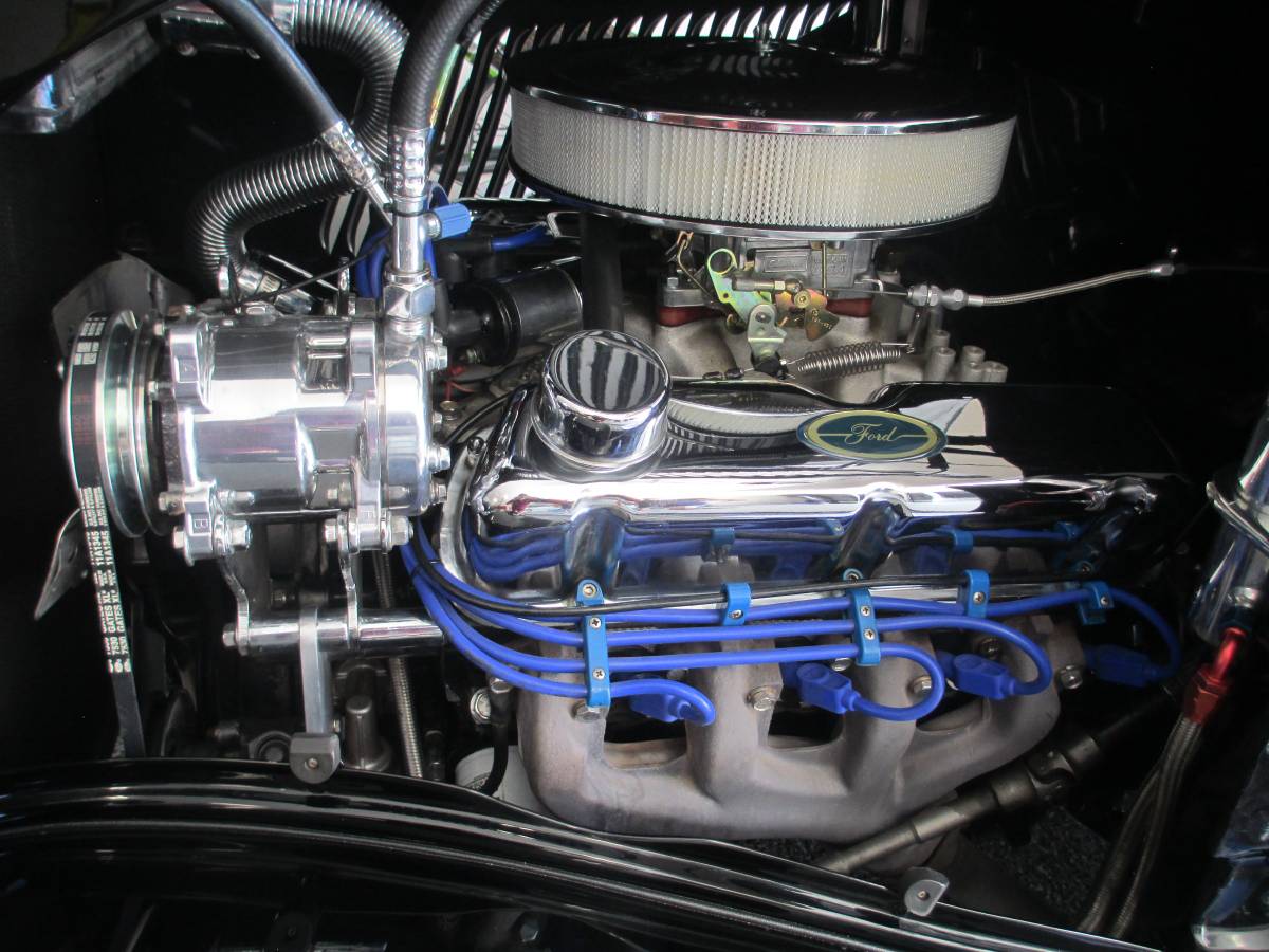 Ford-cabriolet-1933-black-14