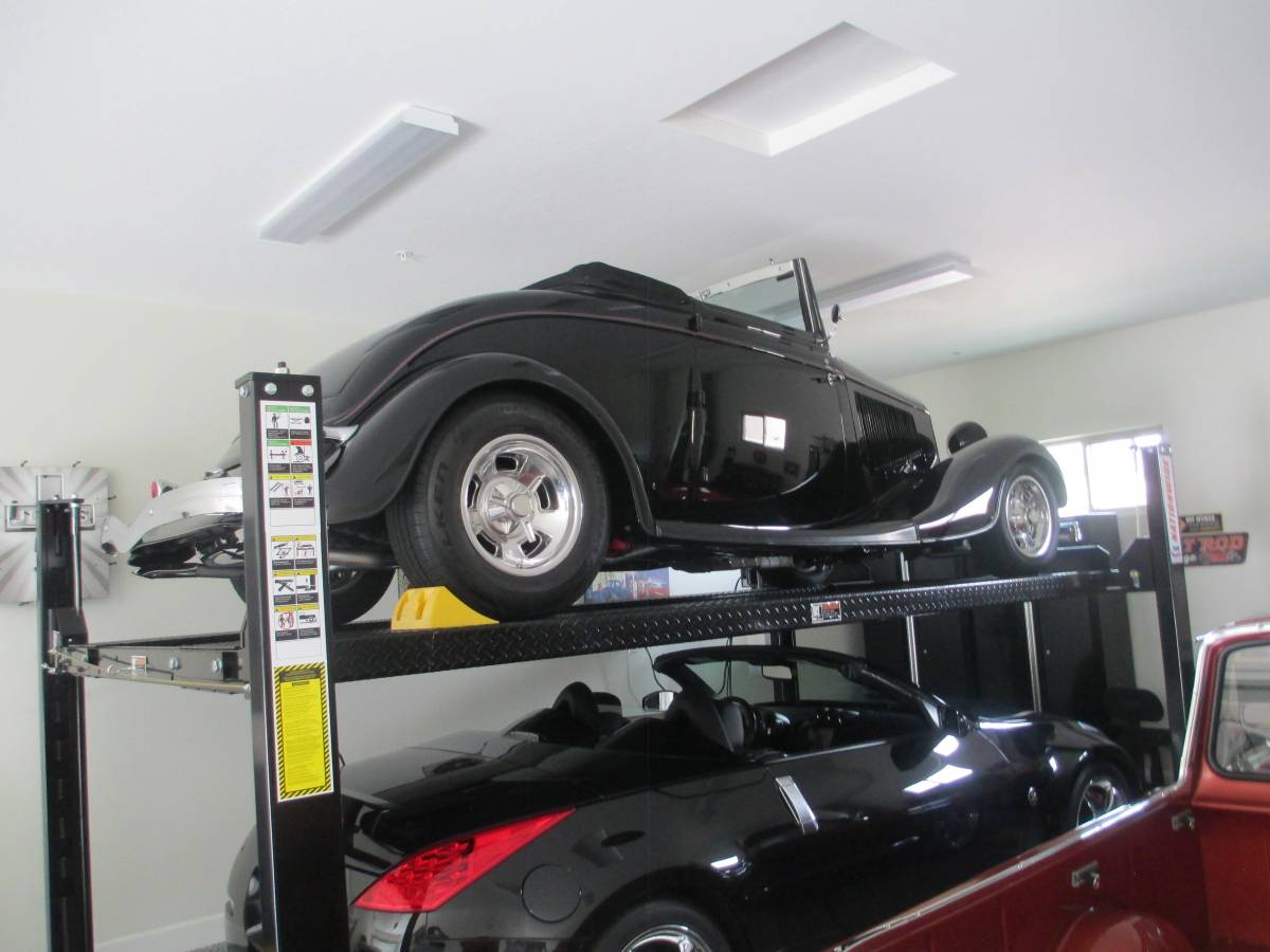 Ford-cabriolet-1933-black-2