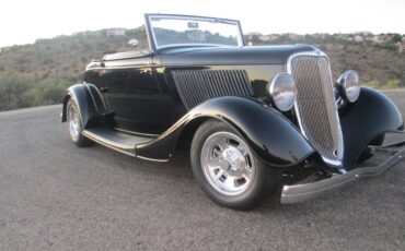 Ford-cabriolet-1933-black