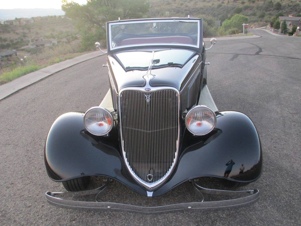 Ford-cabriolet-1933-black-6