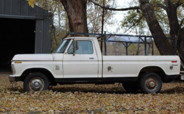 Ford-camper-special-pick-up-1973-white