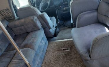 Ford-carriage-1995-grey-1