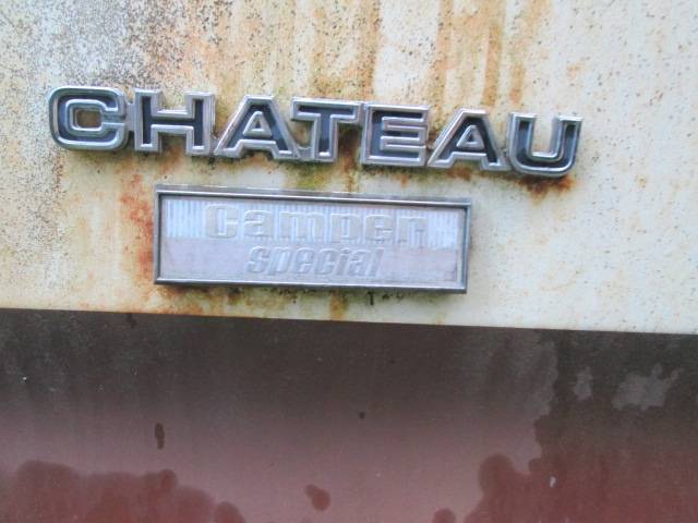 Ford-chateau-camper-special-motorhome-1977-white-2