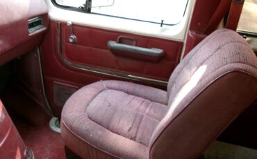 Ford-club-van-1987-white-8