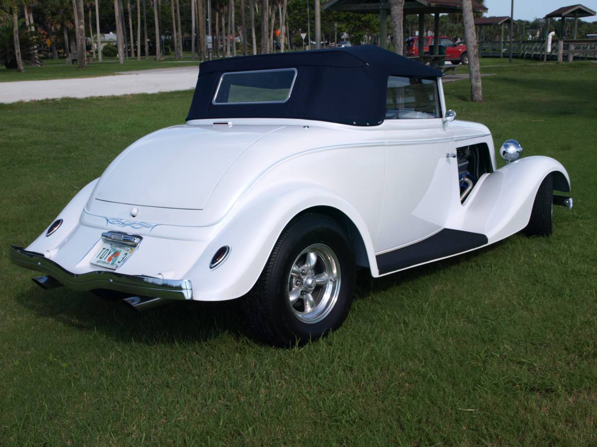 Ford-convertible-1934-white-9