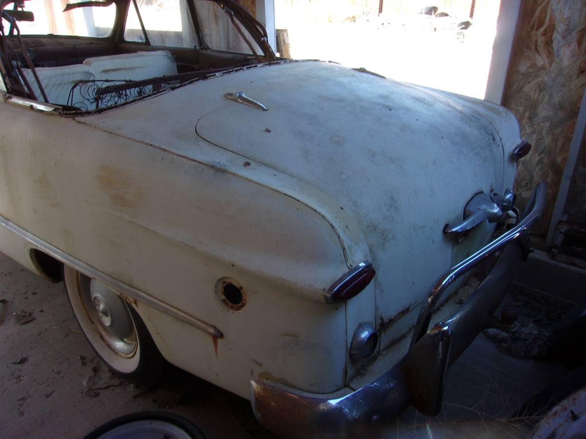 Ford-convertible-1949-yellow-1