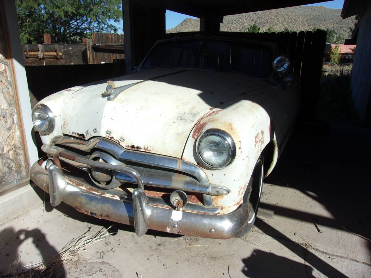 Ford-convertible-1949-yellow-9