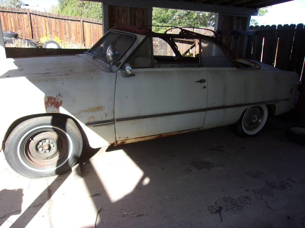 Ford-convertible-1949-yellow