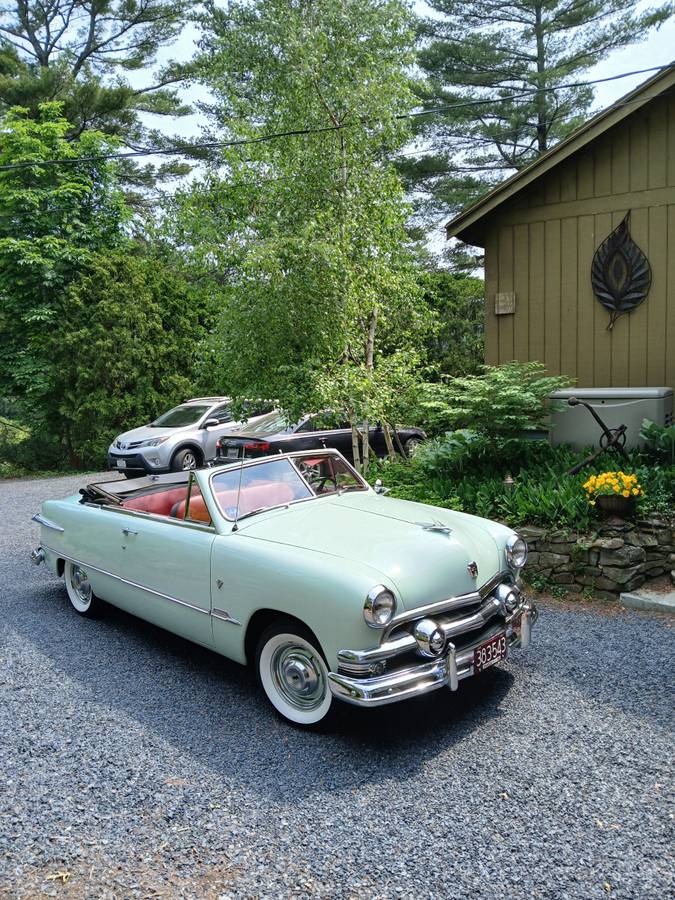 Ford-convertible-1951-green-14