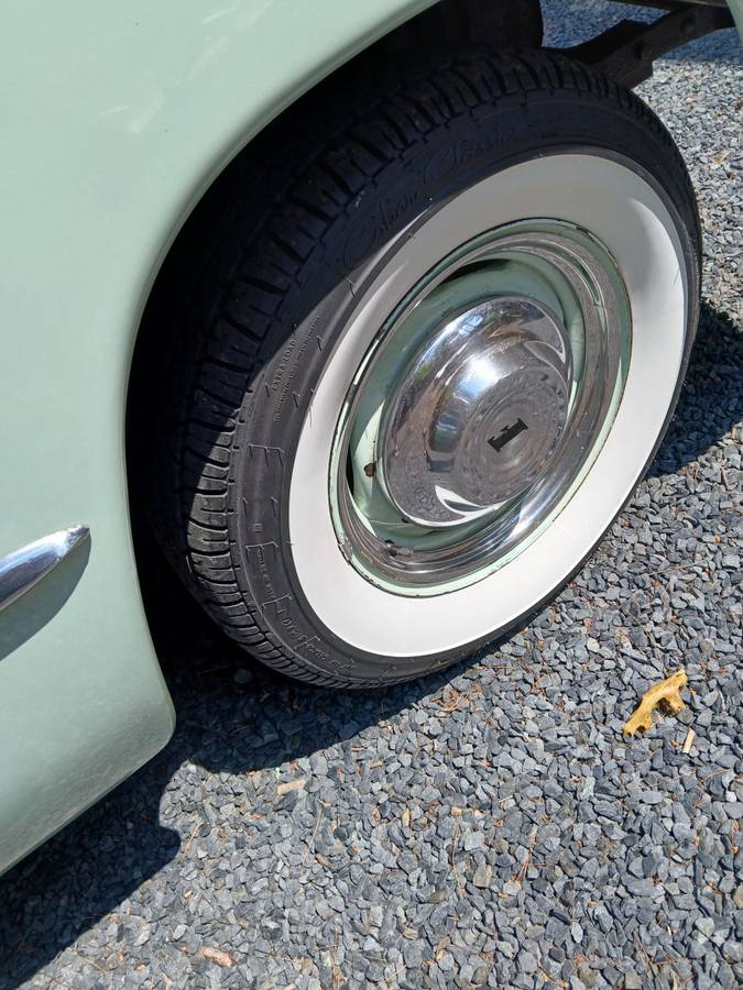 Ford-convertible-1951-green-2