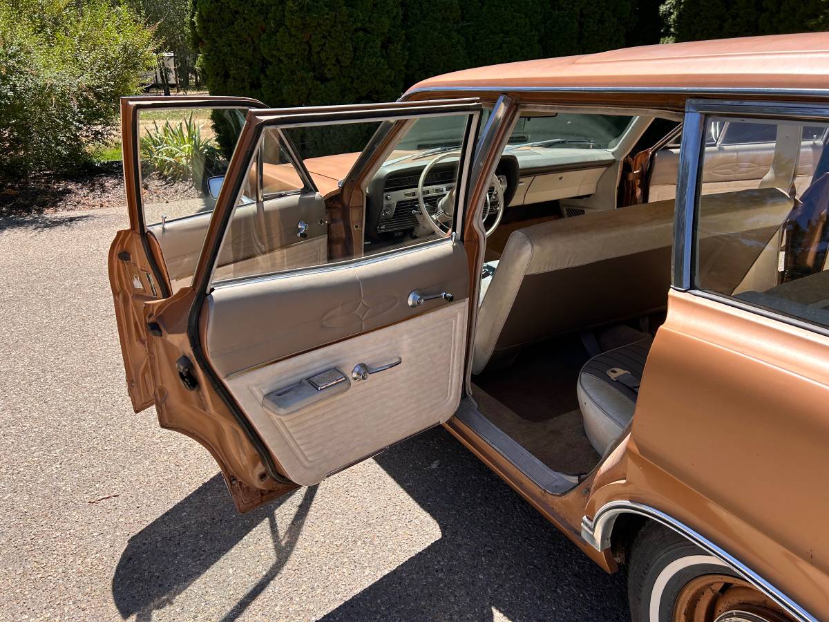Ford-country-sedan-1967-23