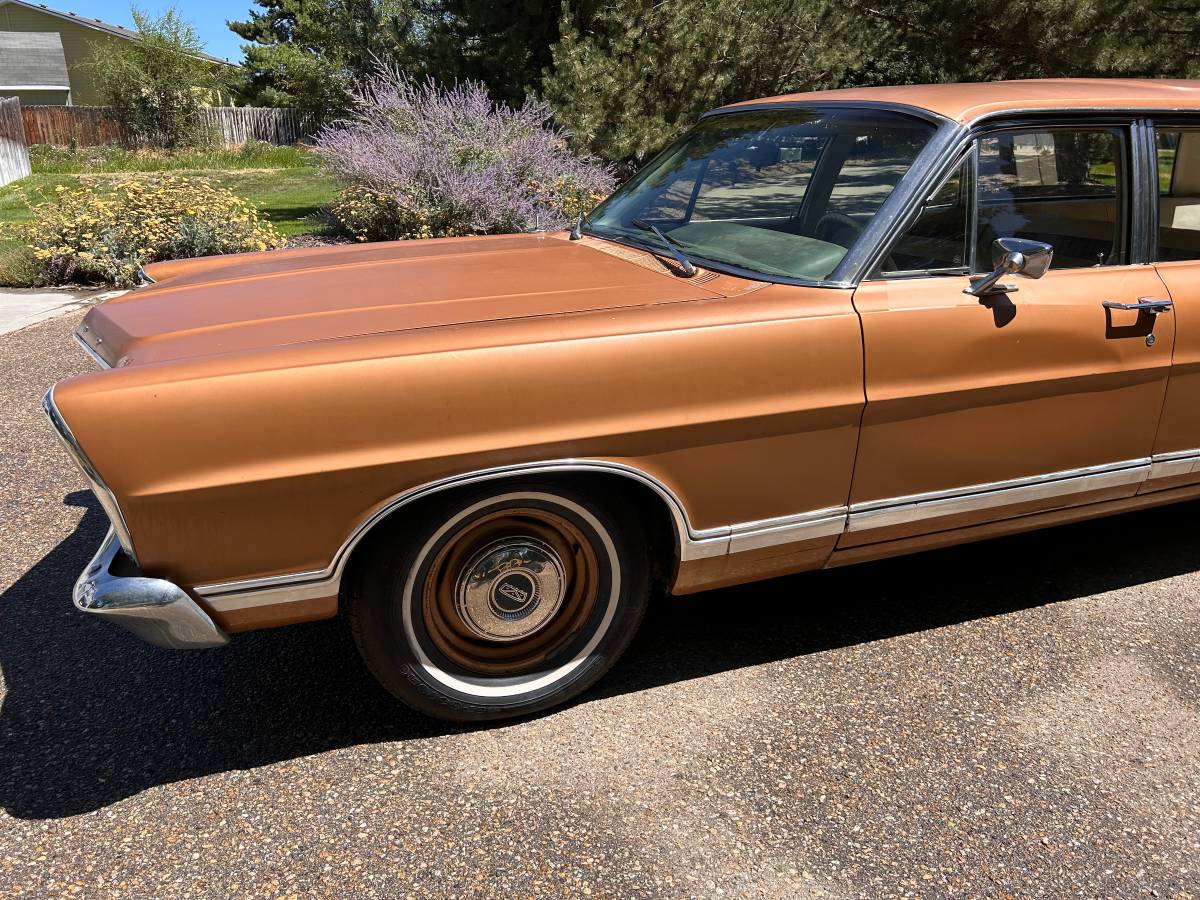 Ford-country-sedan-1967-5