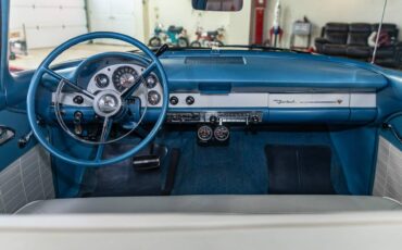 Ford-country-squire-1956-blue-2