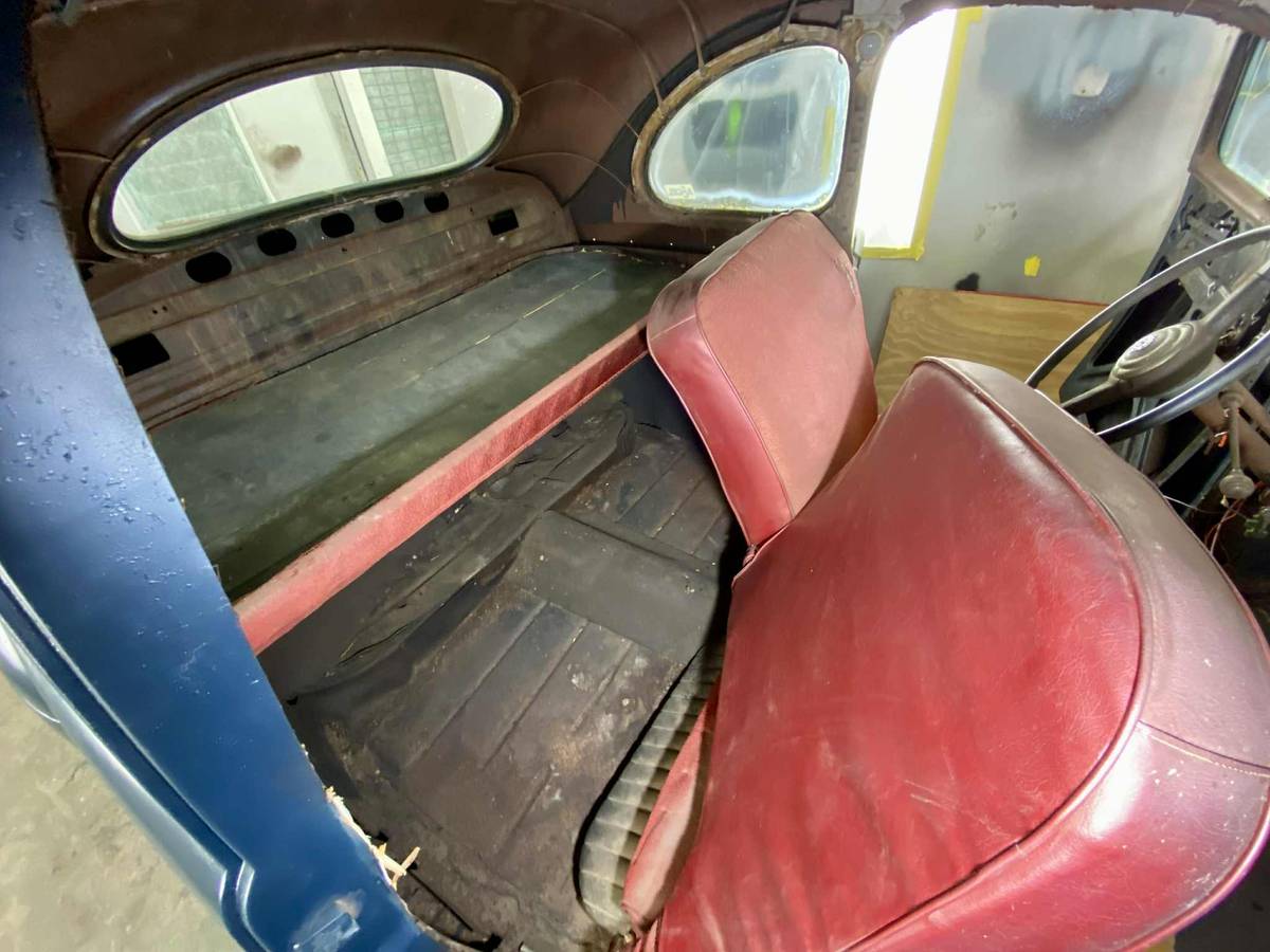Ford-coupe-1941-blue-11