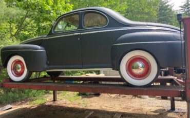Ford-coupe-1946-black-4