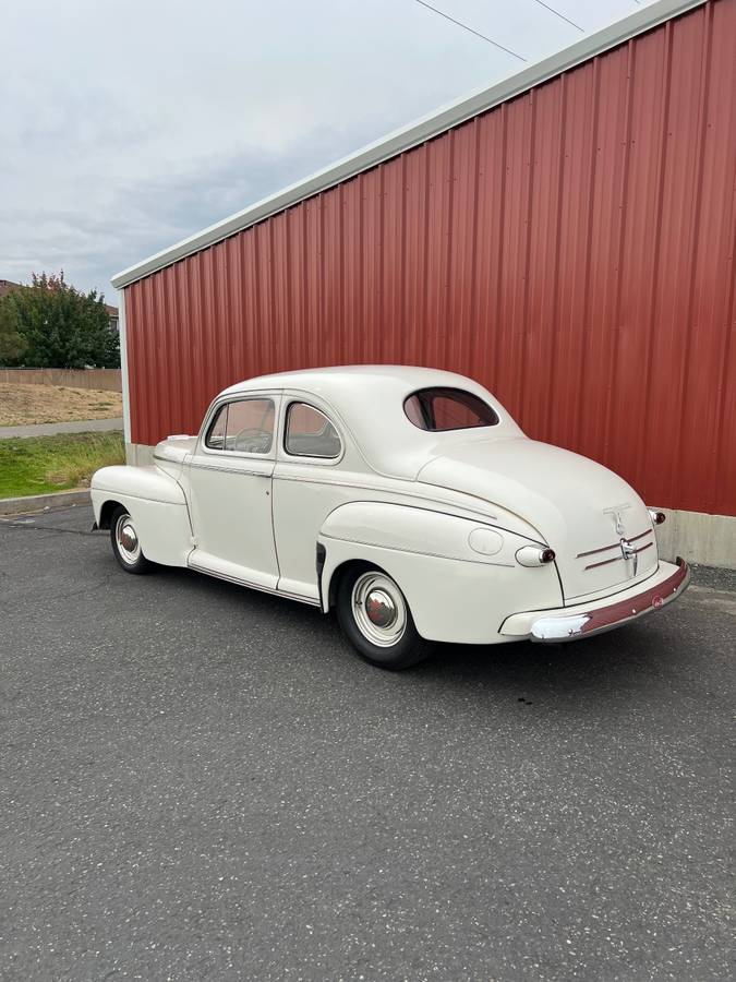 Ford-coupe-1947-2