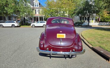 Ford-coupe-deluxe-1940-2