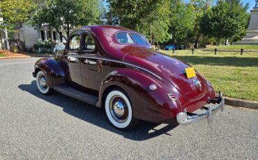 Ford-coupe-deluxe-1940-3