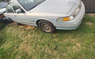 Ford-crown-victoria-1994-blue-1