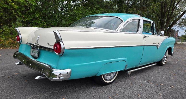 Ford-crown-victoria-coupe-1955-blue-5