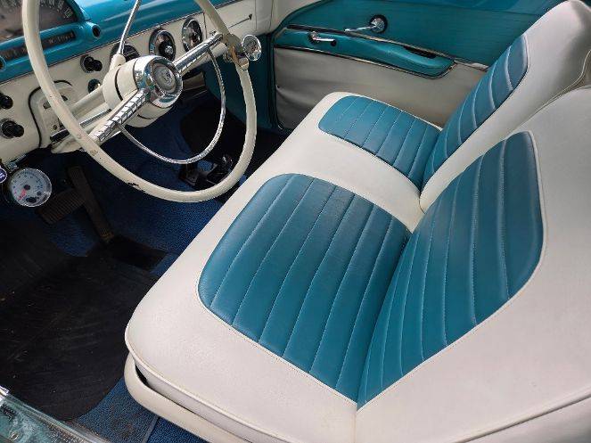 Ford-crown-victoria-coupe-1955-blue-7
