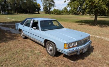 Ford-crown-victoria-ltd-crown-victoria-lx-1988