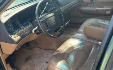 Ford-crown-victoria-lx-1995-green-9