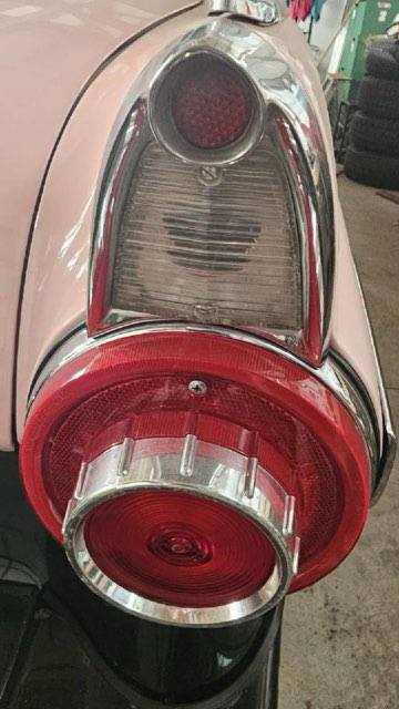 Ford-crownvictoria-1956-black-11