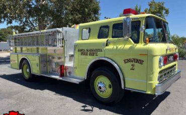 Ford-custom-cab-8000-fire-engine-1987-10