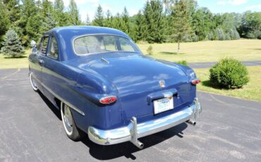 Ford-custom-coupe-1950-blue-2