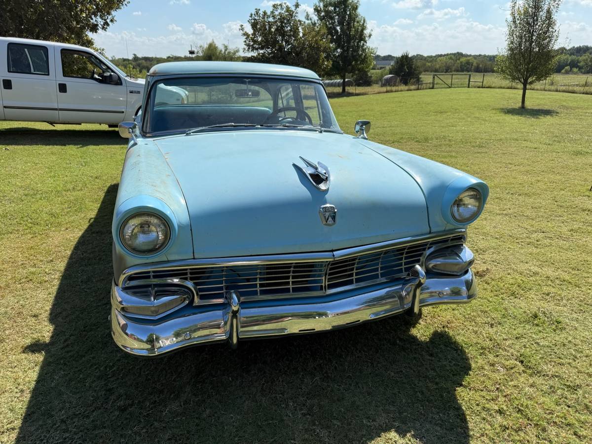 Ford-customline-4dr-1956-blue-1