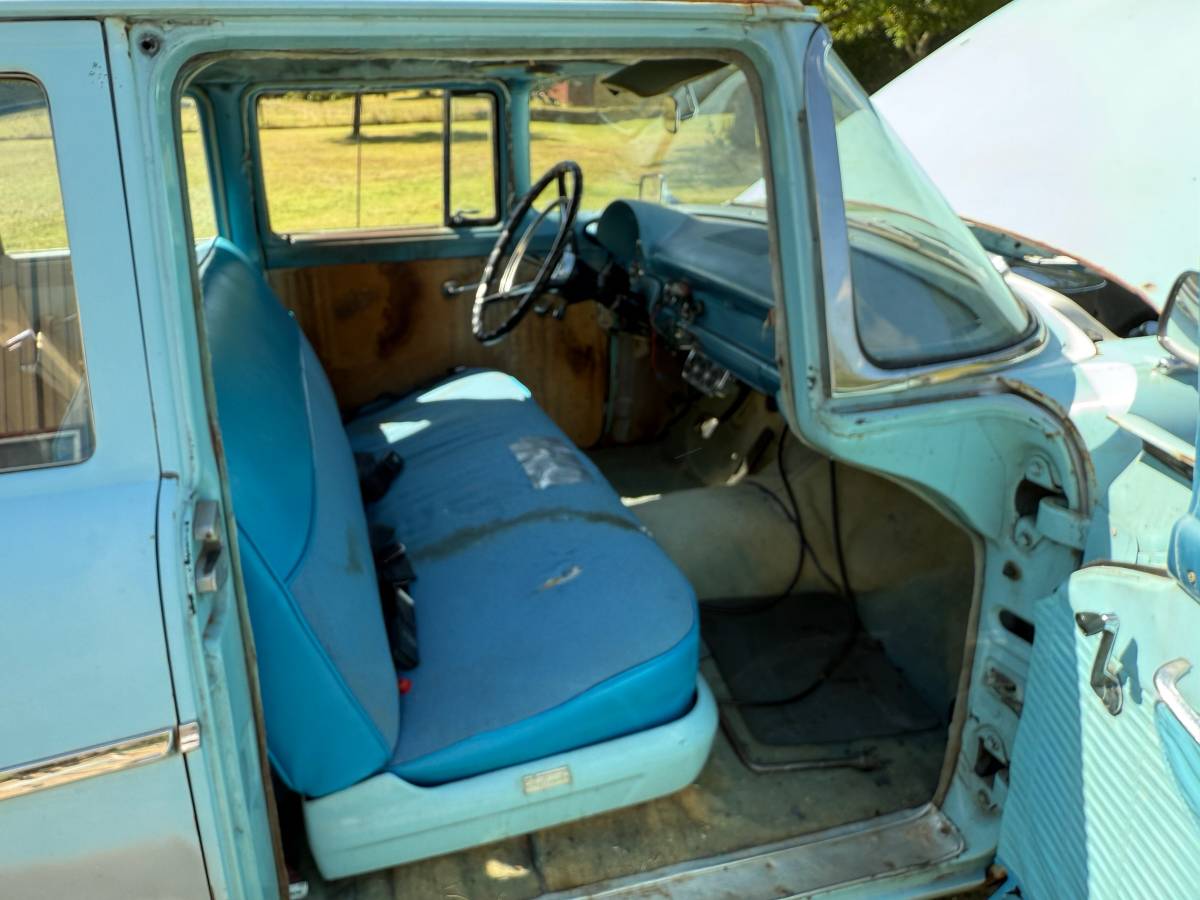 Ford-customline-4dr-1956-blue-4