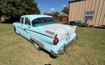 Ford-customline-4dr-1956-blue-9