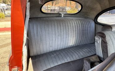 Ford-deluxe-1946-orange-12