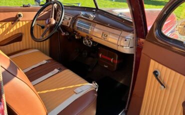 Ford-deluxe-2dr-sedan-1940-red-6