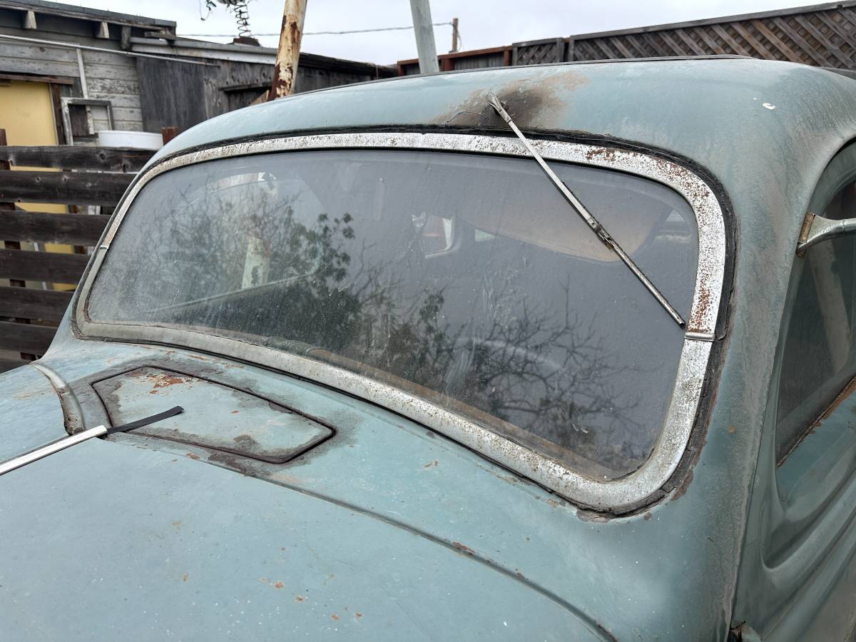 Ford-deluxe-sedan-1936-16