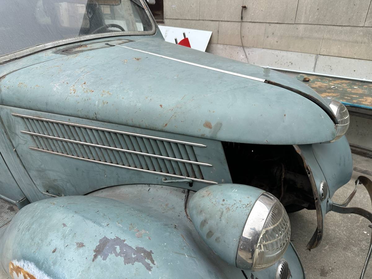 Ford-deluxe-sedan-1936-6