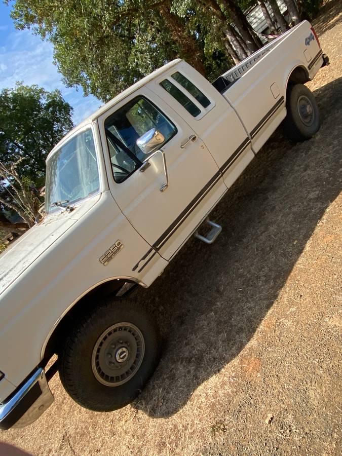 Ford-diesel-1991-white-3
